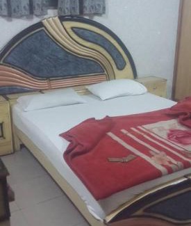 Saddar Hotel | Shining Star Hotel
