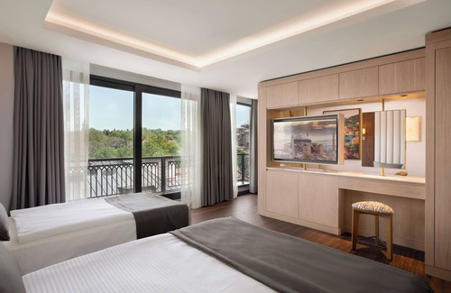 Old City Hotel | Shining Star Hotel