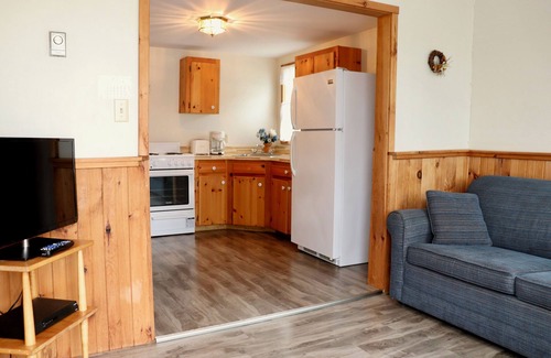 Green Gables Otro | Shining Waters Cottages