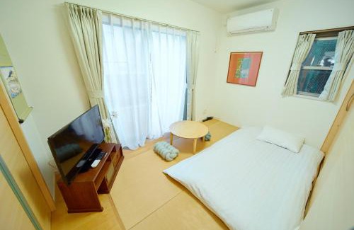 Shinjuku Villa | Shinjuku 'Deep Lane' Villa