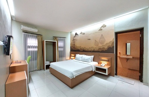 Klojen Hotel | Shinta Guest House