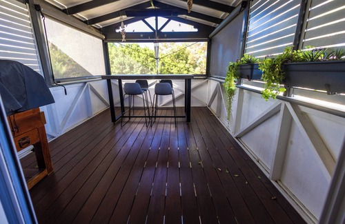 Budgewoi Casa | Shiny Diamond Lake View