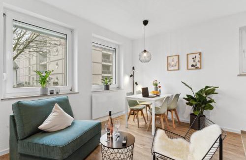 Bielefeld Apartamento | SHINY HOMES - Bright & Elegant City Apartment