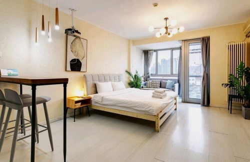 Downtown Beijing Apartamento | Shiny Movie Night High Rise View