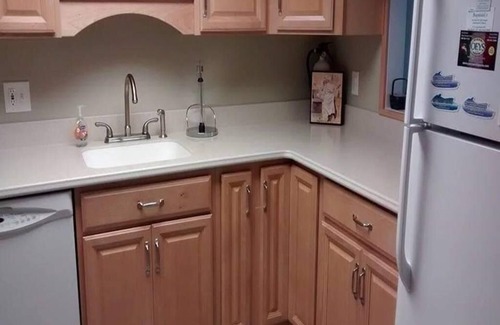 North Beach Haven Condominio | Ship Bottom Ocean Block with Pool