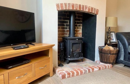 Beccles Casa | Shipmeadow Cosy Cottage
