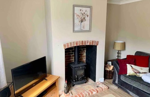 Beccles Casa | Shipmeadow Cosy Cottage