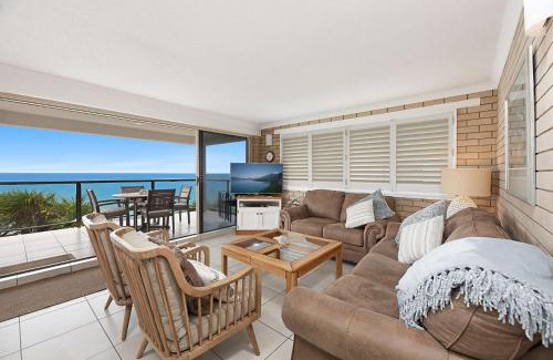 Moffat Beach Casa | Shipton Lodge unit 3 Moffat Beach QLD