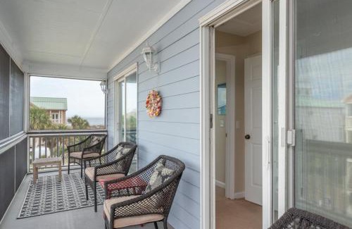 Oceanmarsh Subdivision Casa | Shipwatch Beach House - Ocean Views! Shared Pool!