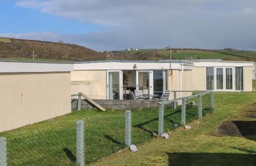 Kidwelly Casa | Shipwreck Chalet