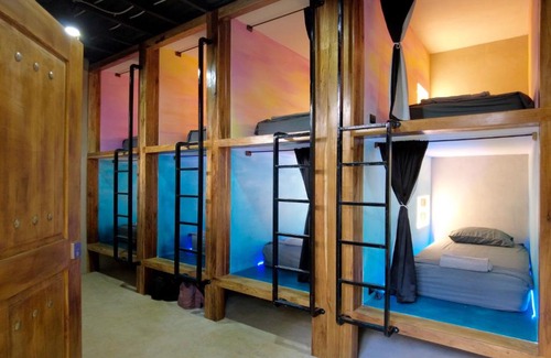 Uvita Hostal | Shipwrecked Hostel
