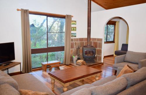 Katoomba Casa | Shiralee's Rest of Katoomba
