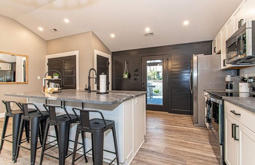 Knoxville Casa | Shirley Way · Bearden Bliss <10 mins to UT & Downtown Knox