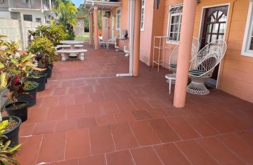 Mt. Pleasant Apartamento | Shirvan Holiday Apartments Two Bedroom