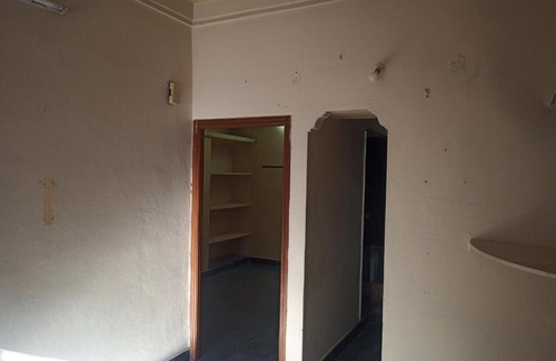 Begumpet Apartamento | Shiva House Rental Agency
