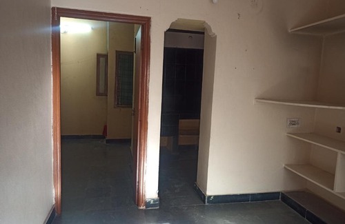 Begumpet Apartamento | Shiva House Rental Agency