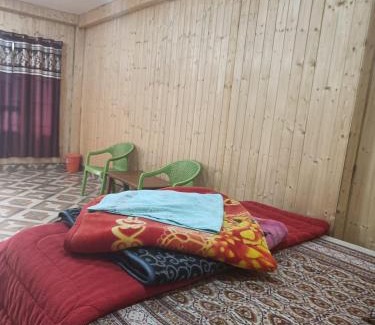 Tosh Casa | Shiva mountain guest house & Cafe