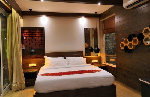 Sinquerim Casa | Shivers Oasis Luxury Room Hotel
