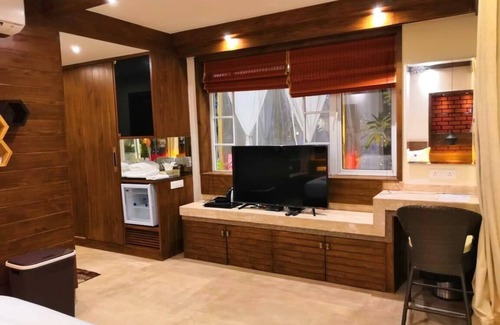 Sinquerim Casa | Shivers Oasis Luxury Room Hotel