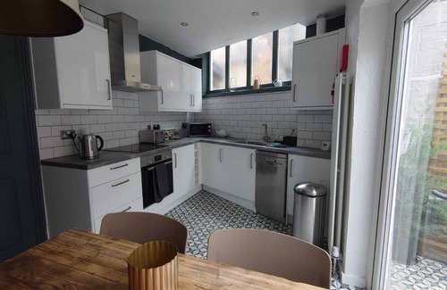 Ramsgate Cabaña | Shoemakers Cottage, Ramsgate, near beach and town