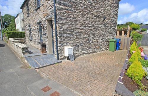 Pentrefelin Casa | Shooting Star Cottage