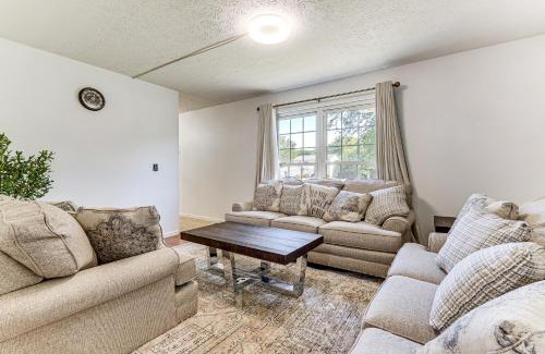 Pickerington Casa | Shop, Golf and Explore Home 14 Mi to Columbus!