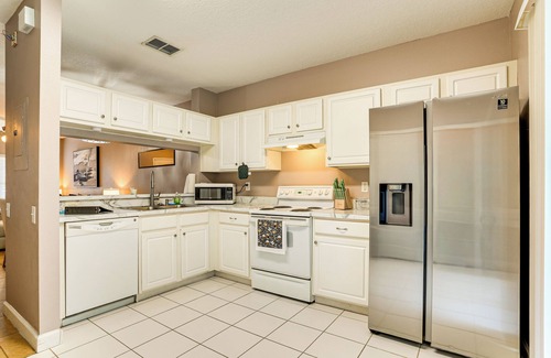 Meadow Pointe Casa | Shop, Golf & More: Family Retreat in Wesley Chapel