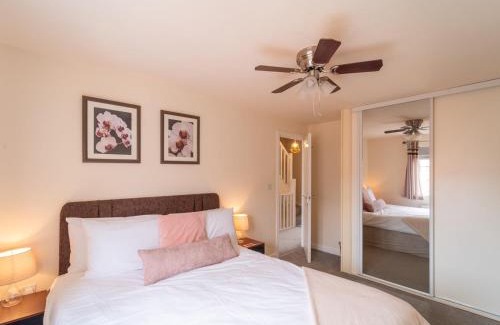 Bicester Casa | Shop & Stay at Bicester Village near our 3 Bed Home Pass the Keys