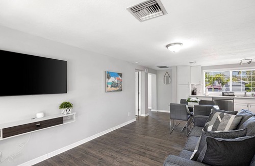 Bonita Shores Cabaña | Shore canal cottage