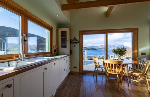 Isle of Scalpay Casa | Shore Cottage Isle of Skye