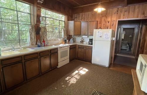 Bridgton Cabina | Shorefront on Highland Lake