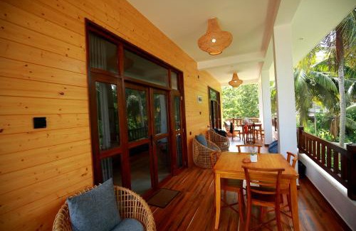 Nilwella Casa | Shoreline House Hiriketiya