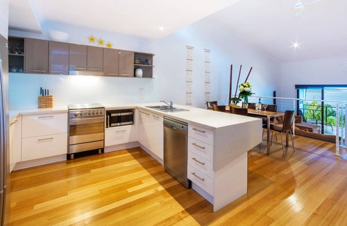 Hamilton Island Casa | Shorelines 23 Hamilton Island 2 Bedroom Ocean View Near Marina With Golf Buggy