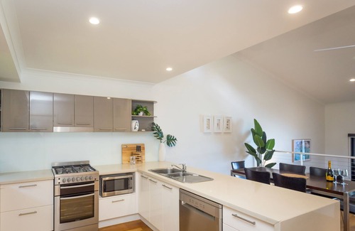 Hamilton Island Casa | Shorelines 23 Hamilton Island 2 Bedroom Ocean View Near Marina With Golf Buggy