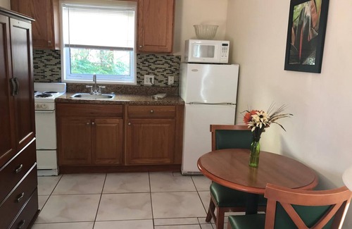 Pompano Beach Hotel | Shores Terrace