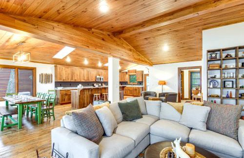 Park Rapids Casa | Short Drive to Itasca State Park - Waterfront Home