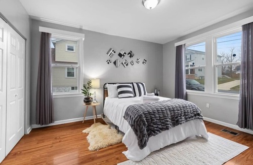 Coral Hills Casa | Short Drive to Capitol Hill-Convenient MD Homestay