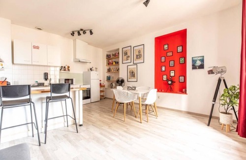 Sablon - Trudaine Apartamento | SHORT FILM (B) - F2,SHORT FILM CITY CENTER CLF-FD