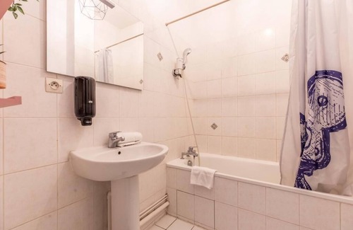 Sablon - Trudaine Apartamento | SHORT FILM (B) - F2,SHORT FILM CITY CENTER CLF-FD