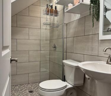 Italian Village Casa | Short North - Free Parking - Prime Location