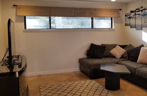 Isle of Palms Casa | Short or Mid term rental, Private pool, minutes to Mayo/Baptist Hospital