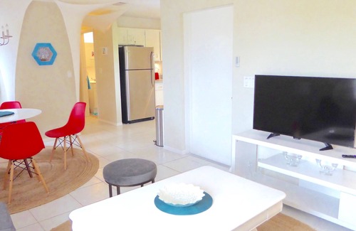 South Palm Park Neighborhood Association Apartamento | Artístico, hermoso, 2 habitaciones, 1 baño, magnífico jardín / piscina cerca de la ciudad / playa