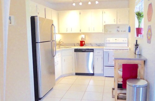 South Palm Park Neighborhood Association Apartamento | Artístico, hermoso, 2 habitaciones, 1 baño, magnífico jardín / piscina cerca de la ciudad / playa