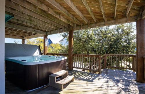 Ocean Sands Casa | Short walk to Beach with Pool Game Room and Spa