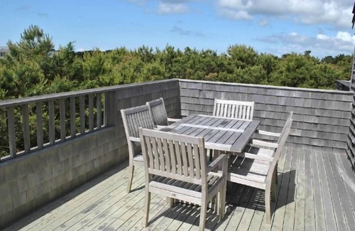 Surfside Casa | A pie de la mejor playa de Nantucket