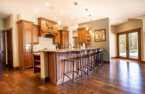 Keystone Casa | Short Walk to River Run, Private Hot Tub, Tons of Sunshine and Natural Light