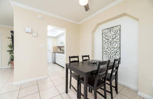 Wilton Manors Apartamento | Short Walk to Wilton Drive Apt3