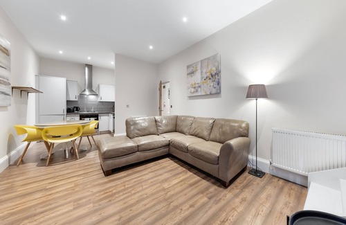 Barking Apartamento | Shortlet Express, Barking Apartment