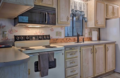 Show Low Casa | ¡NUEVO! Show Dog-Friendly Cabina baja 13 millas a Hon-Dah!