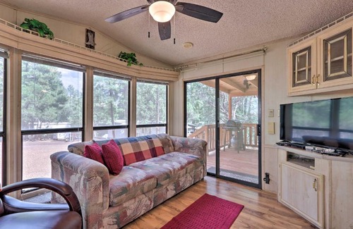 Show Low Casa | Show Low Home with Deck and Grill - 13 Mi to Hon-Dah!
